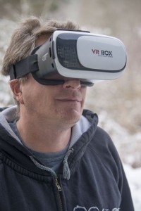 Carsten Lorenzen iført VR-briller