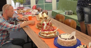 Sommerfest i Siem med kager og lopper