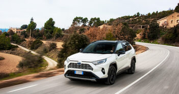 5. generation af verdens bedst sælgende SUV: RAV4 er klar..!