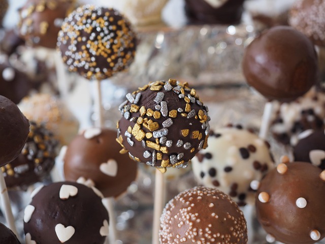 Bag kulissen hos danmarks eksklusive chokoladeværksteder